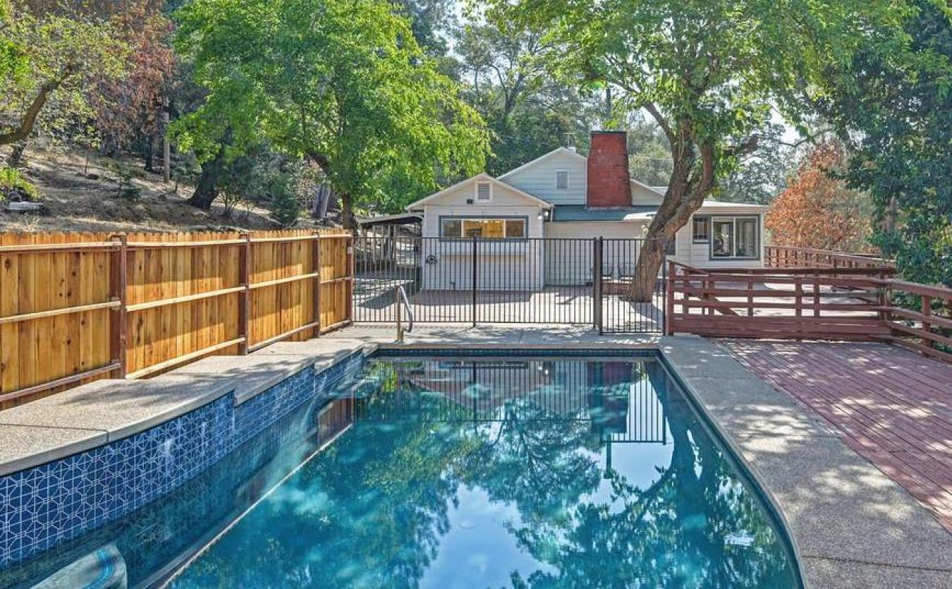 870 Little Cut Ct