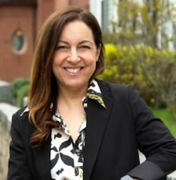 Jennifer Barsamian