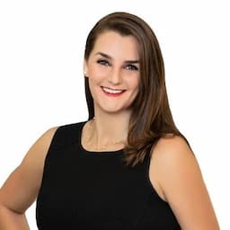 Olyvia Salyer