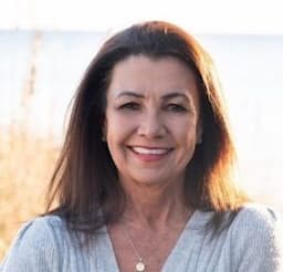 Tina D’ Aversa