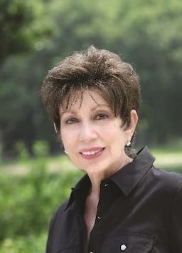 Vicki Gaily