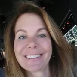 Annie Molnar