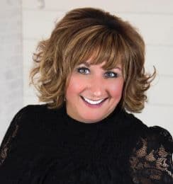 Kelly Calvert
