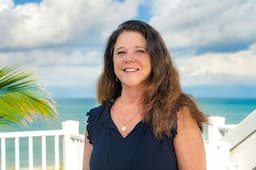Lisa Halpin