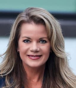 Syndee Yost