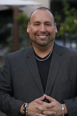 Roddy de la Garza, GRI / SRES