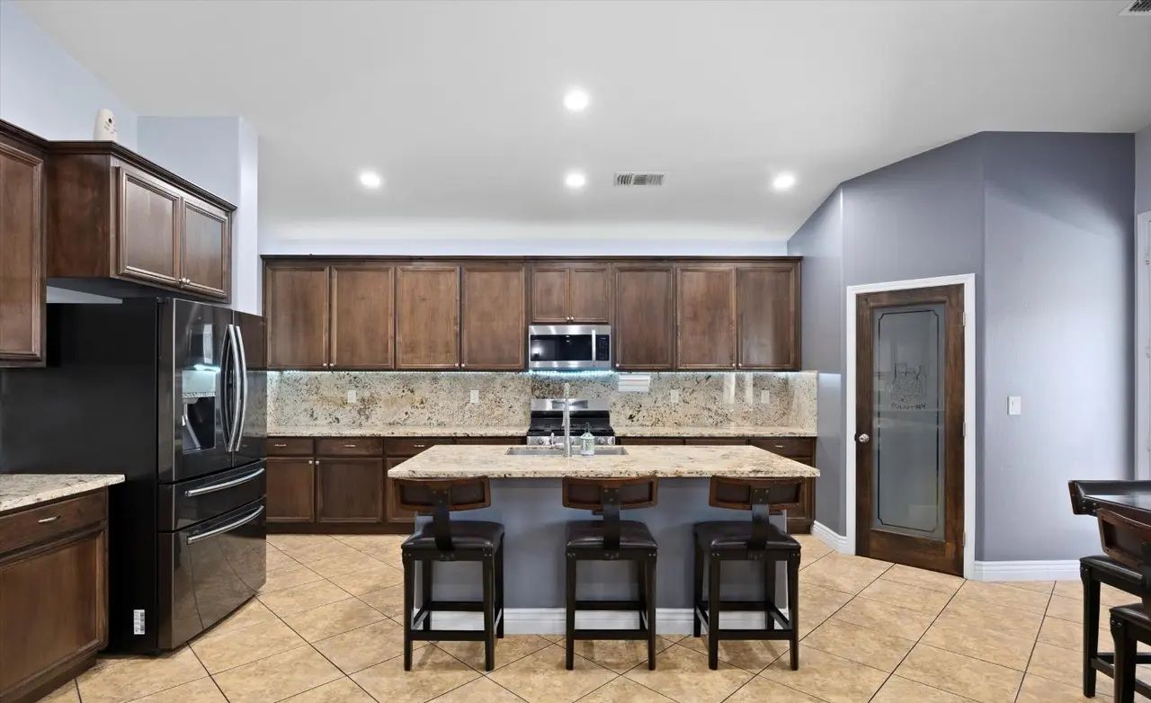 property-image-3