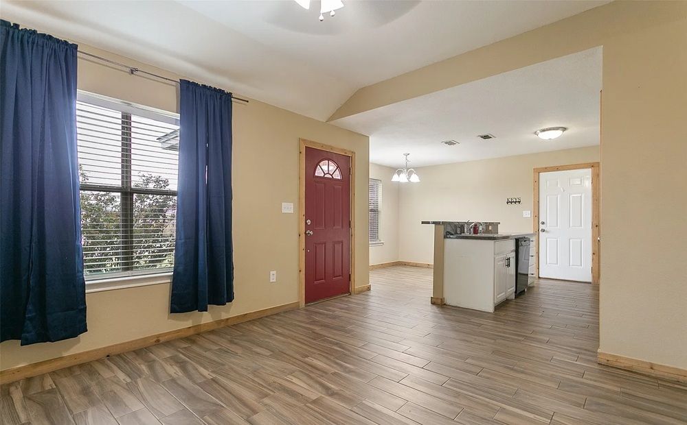property-image-2