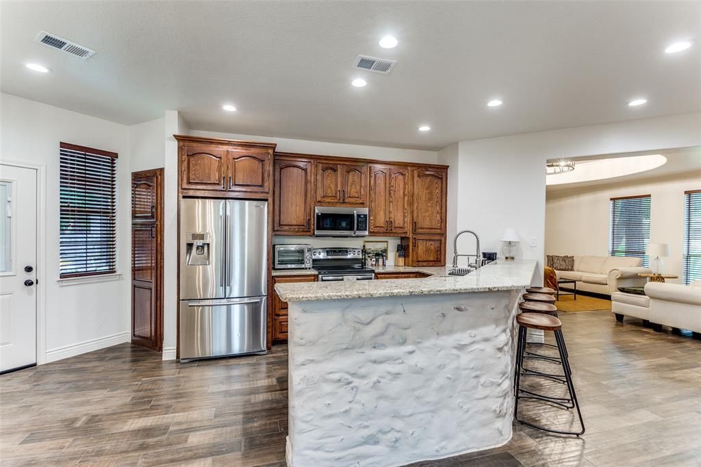 property-image-3
