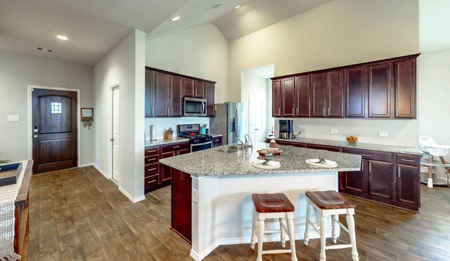 property-image-2