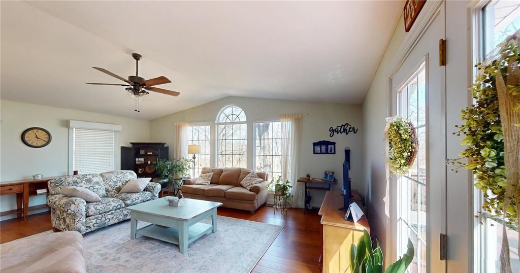 property-image-2