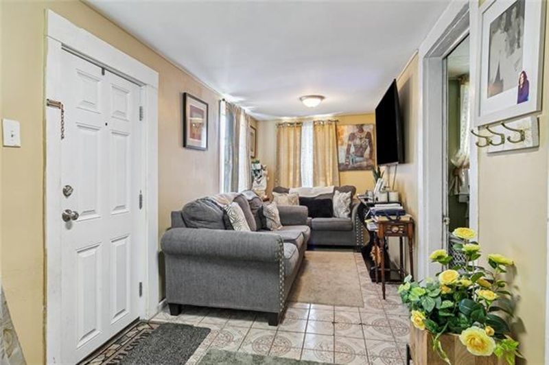 property-image-3
