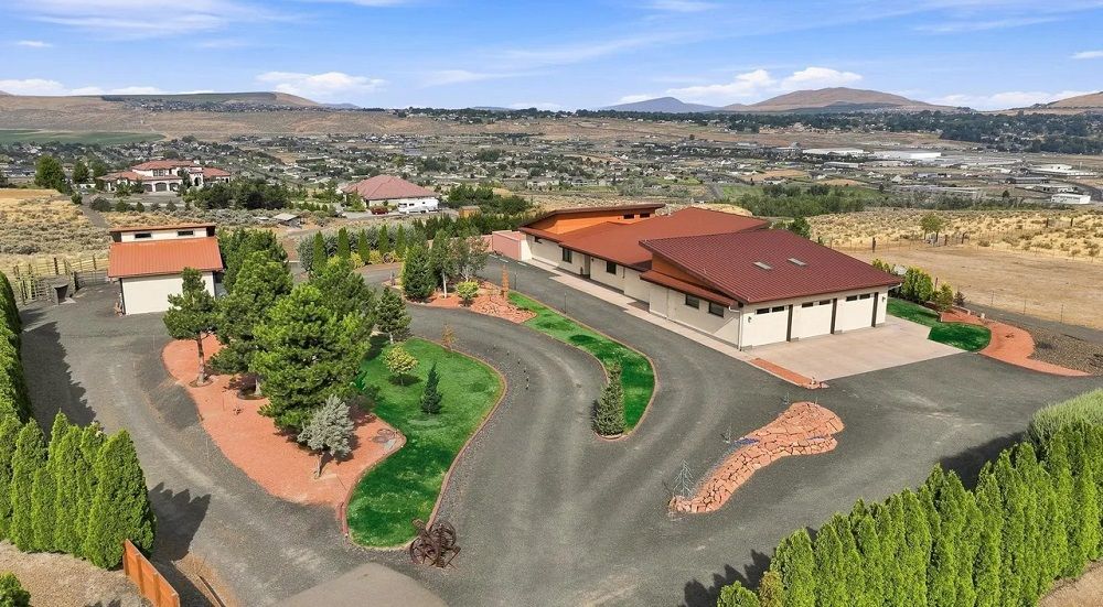 Where Architecture Meets Sweeping Vistas