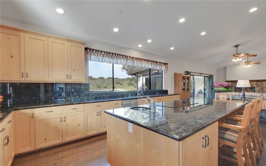 property-image-3