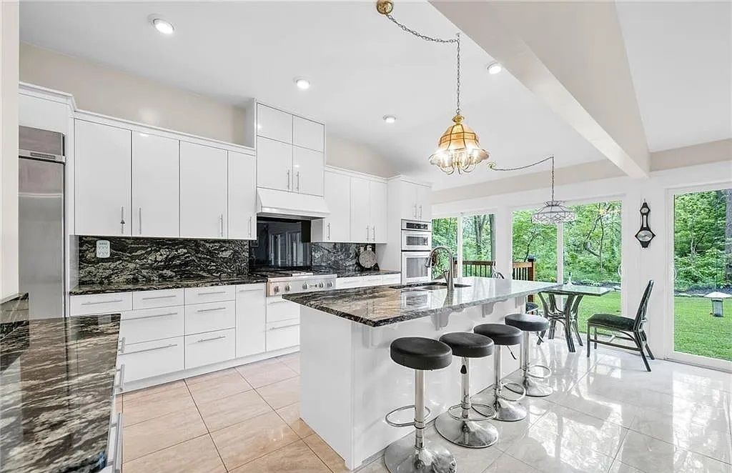 property-image-3