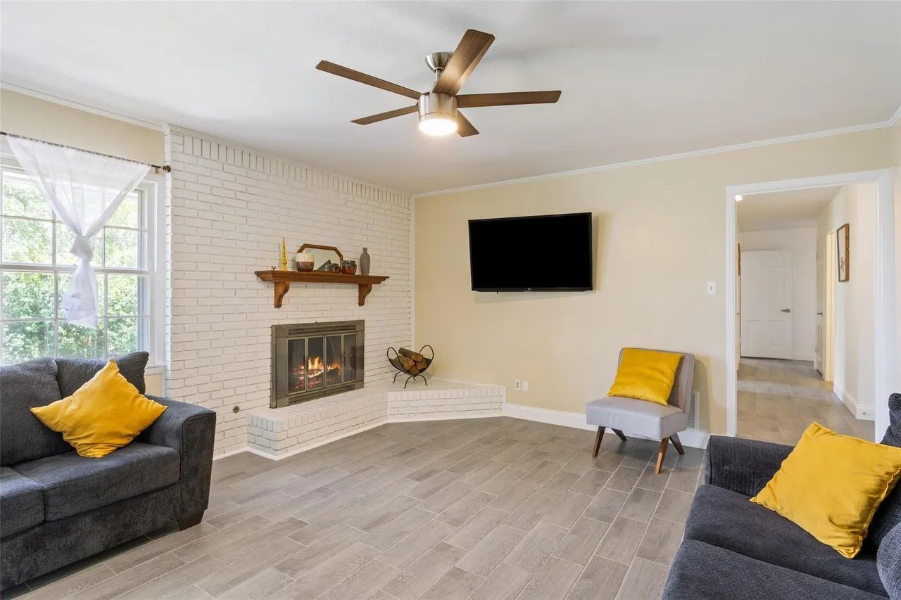 property-image-3
