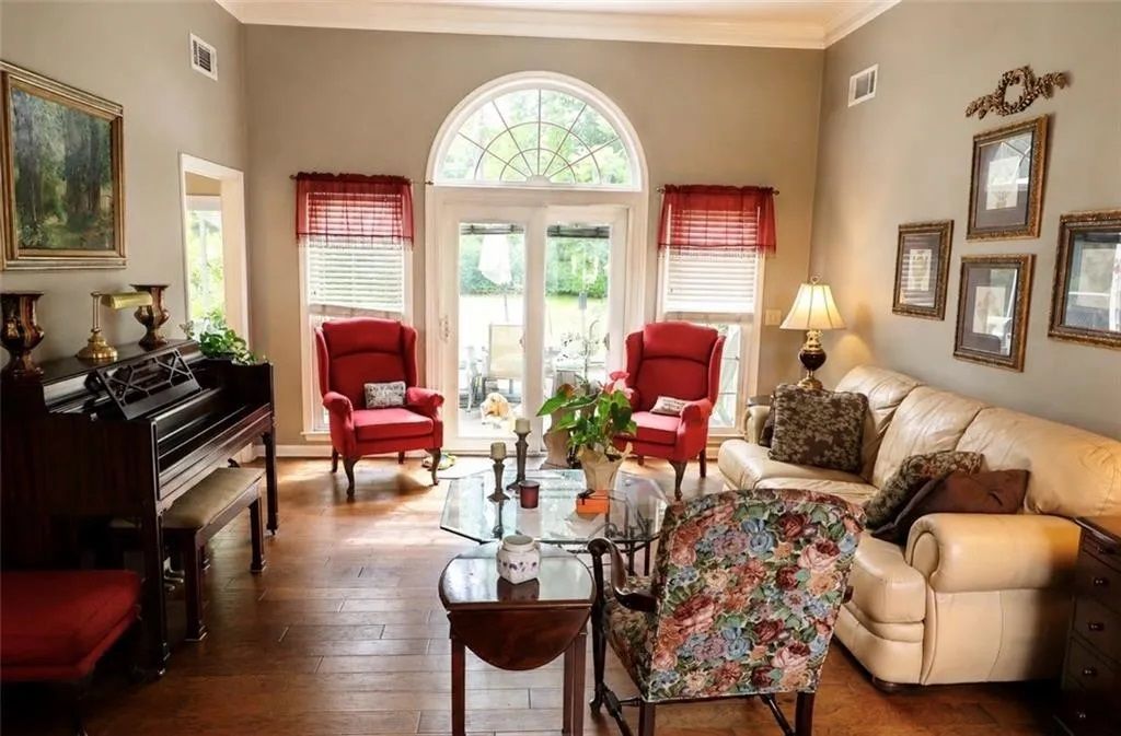 property-image-3