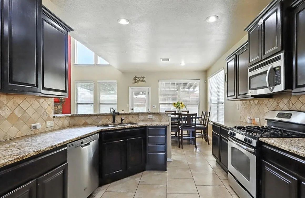 property-image-3