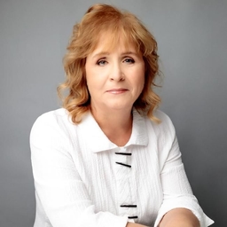 Amy S Reinholdt