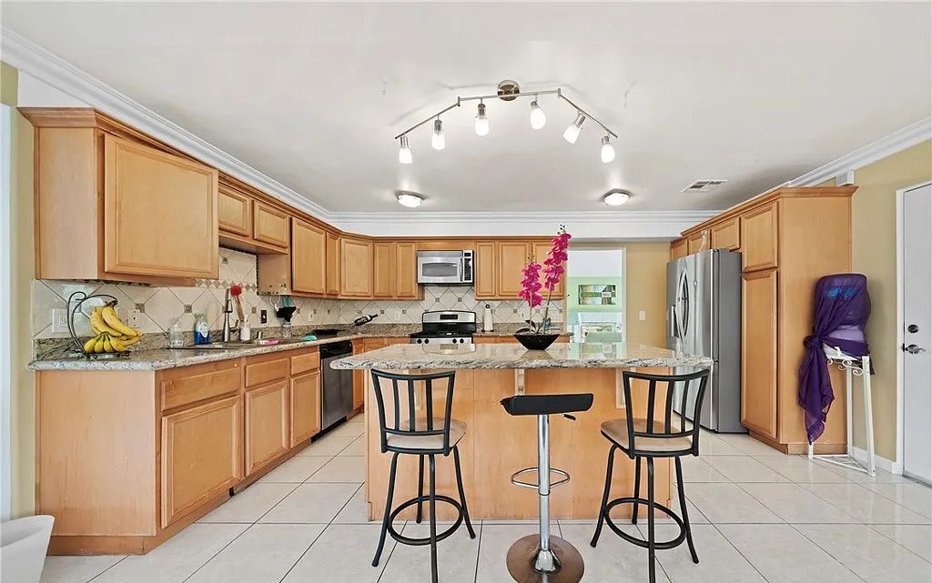 property-image-3