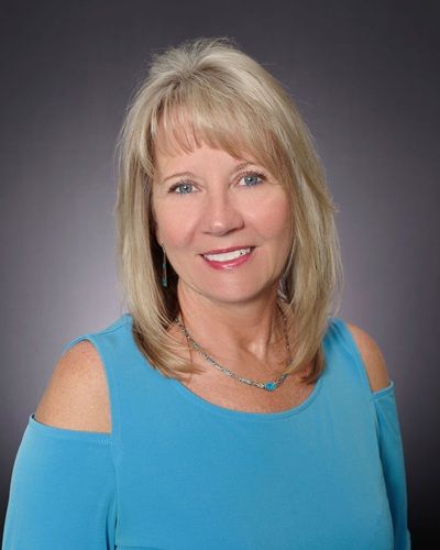 Tessa Robbins
