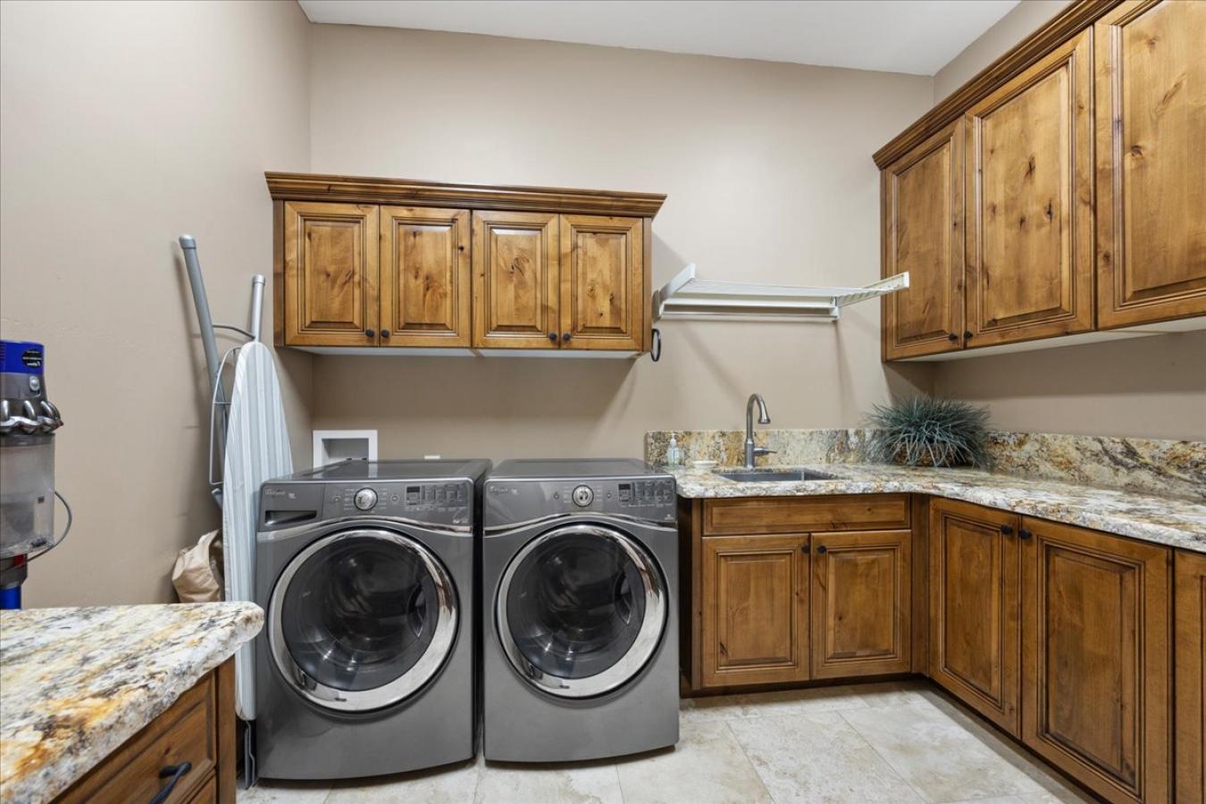 property-image-23