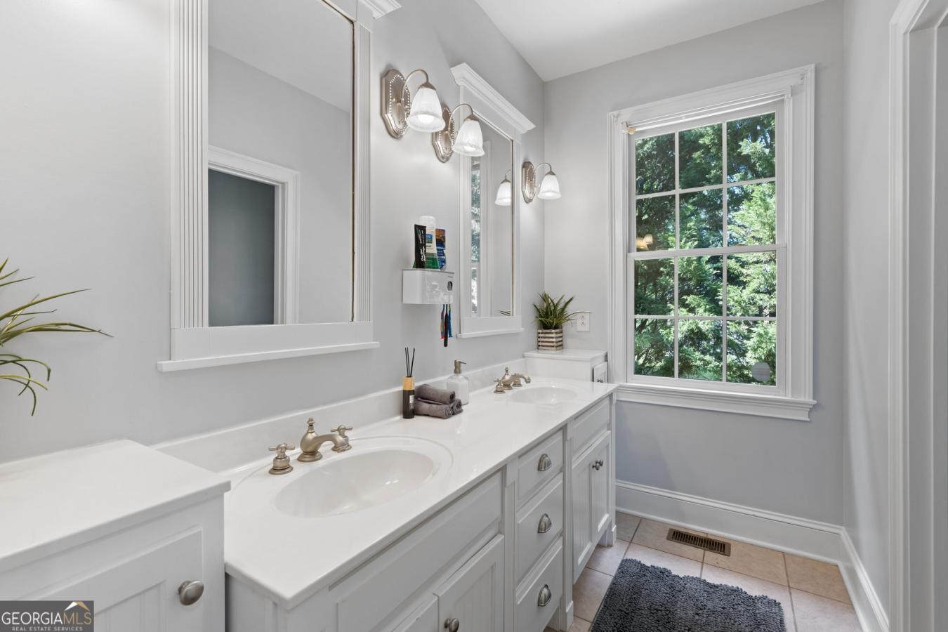 property-image-35