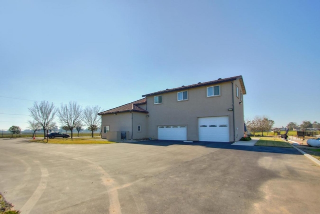 property-image-2