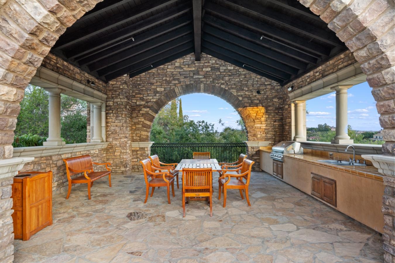 property-image-32