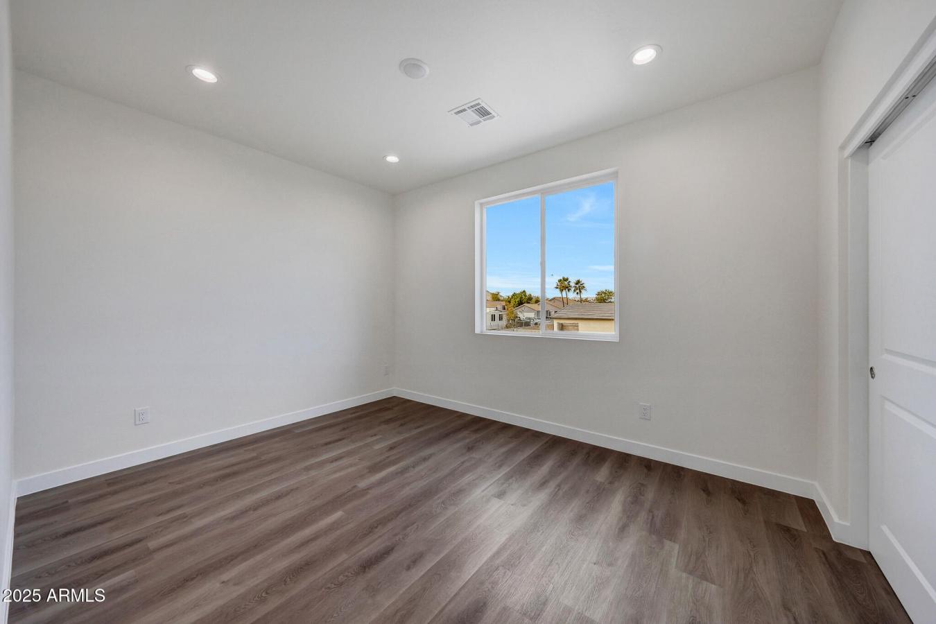 property-image-32