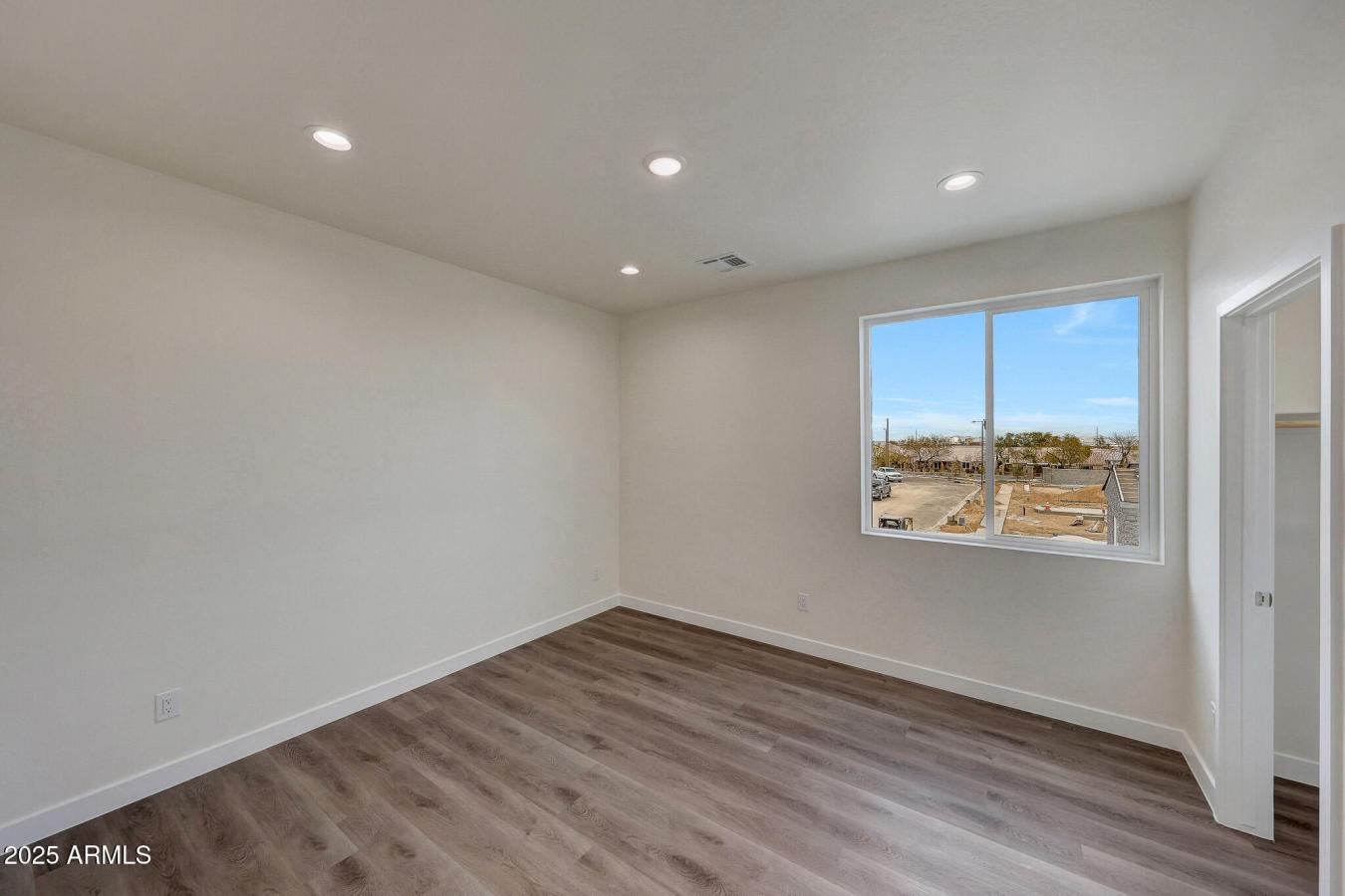 property-image-35