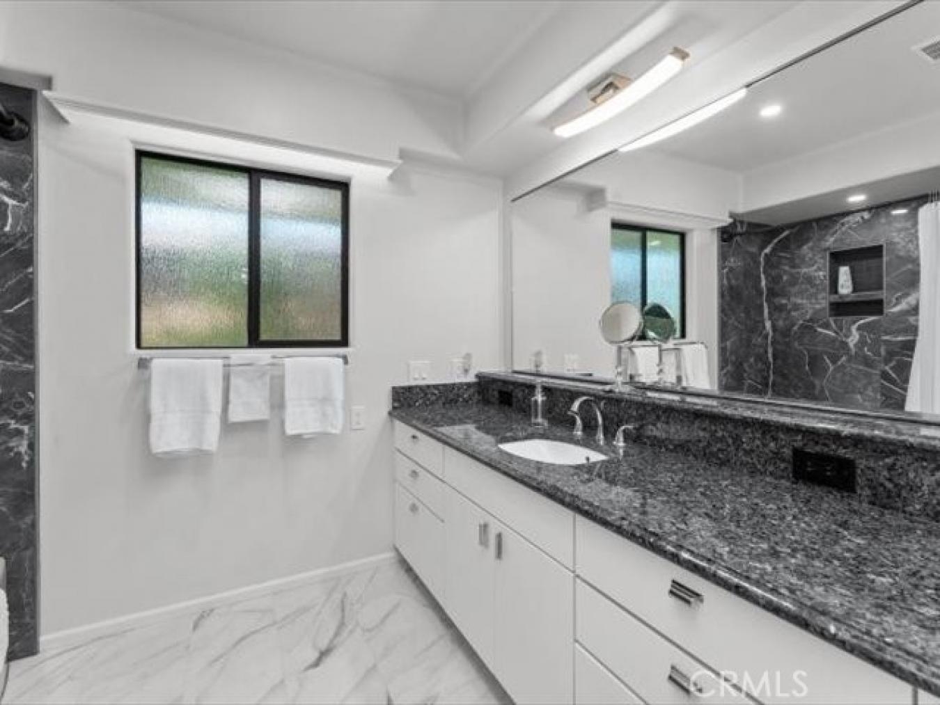 property-image-33