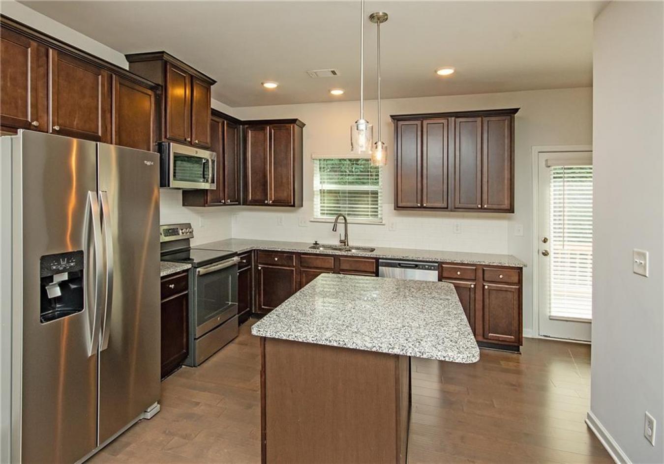 property-image-2