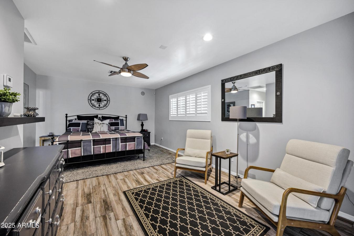 property-image-32