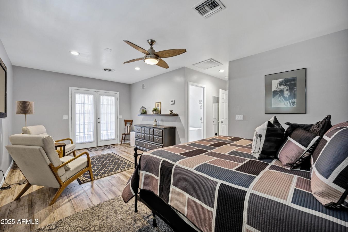 property-image-33