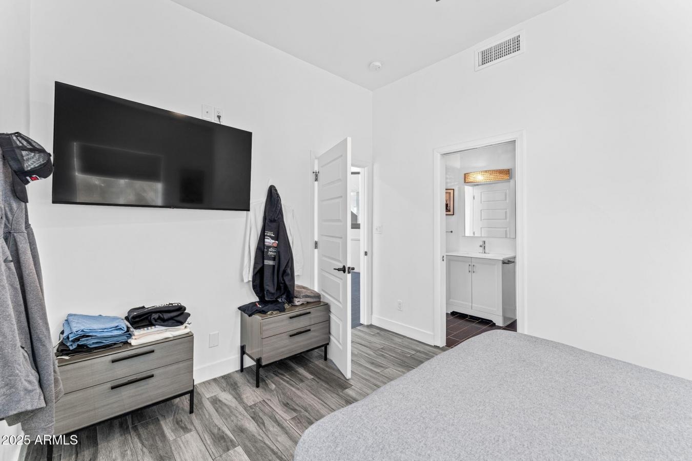 property-image-32