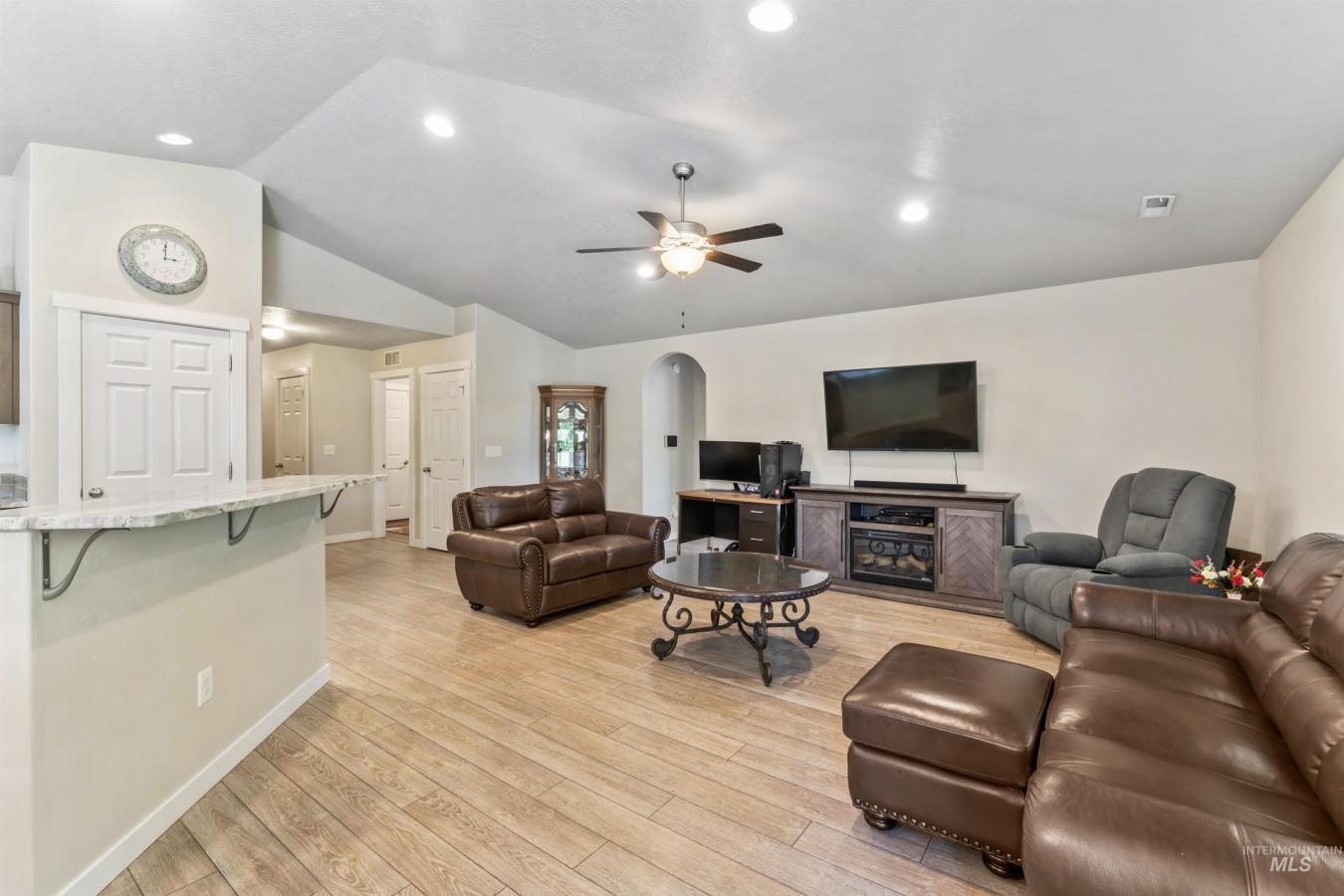 property-image-9