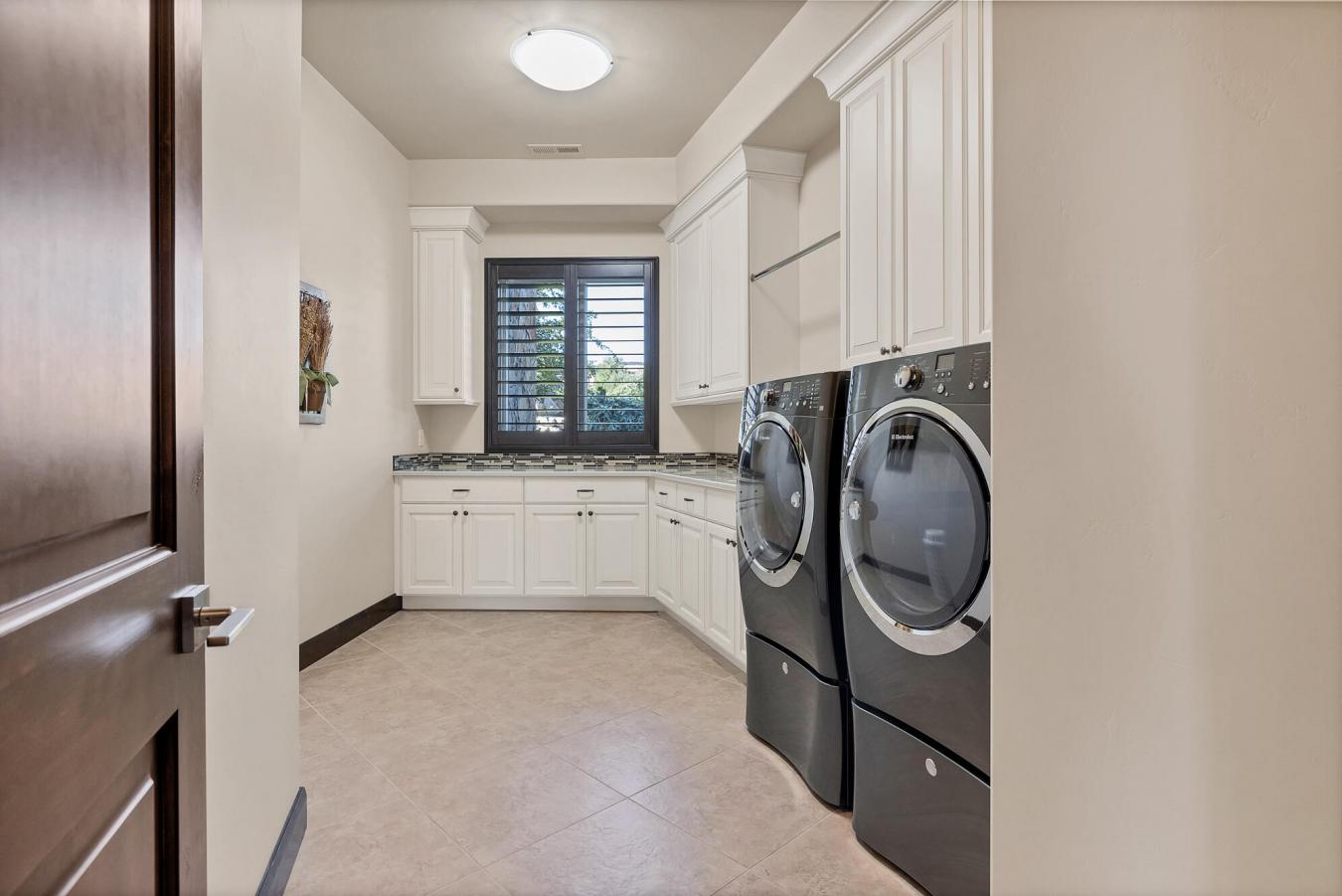 property-image-35