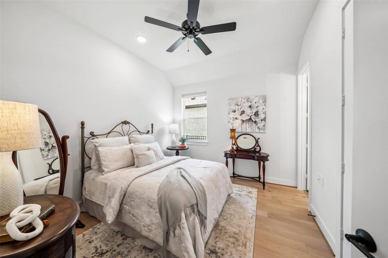 property-image-33
