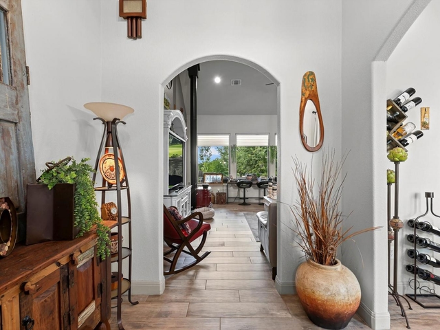 property-image-2