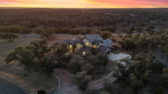 property-image-3