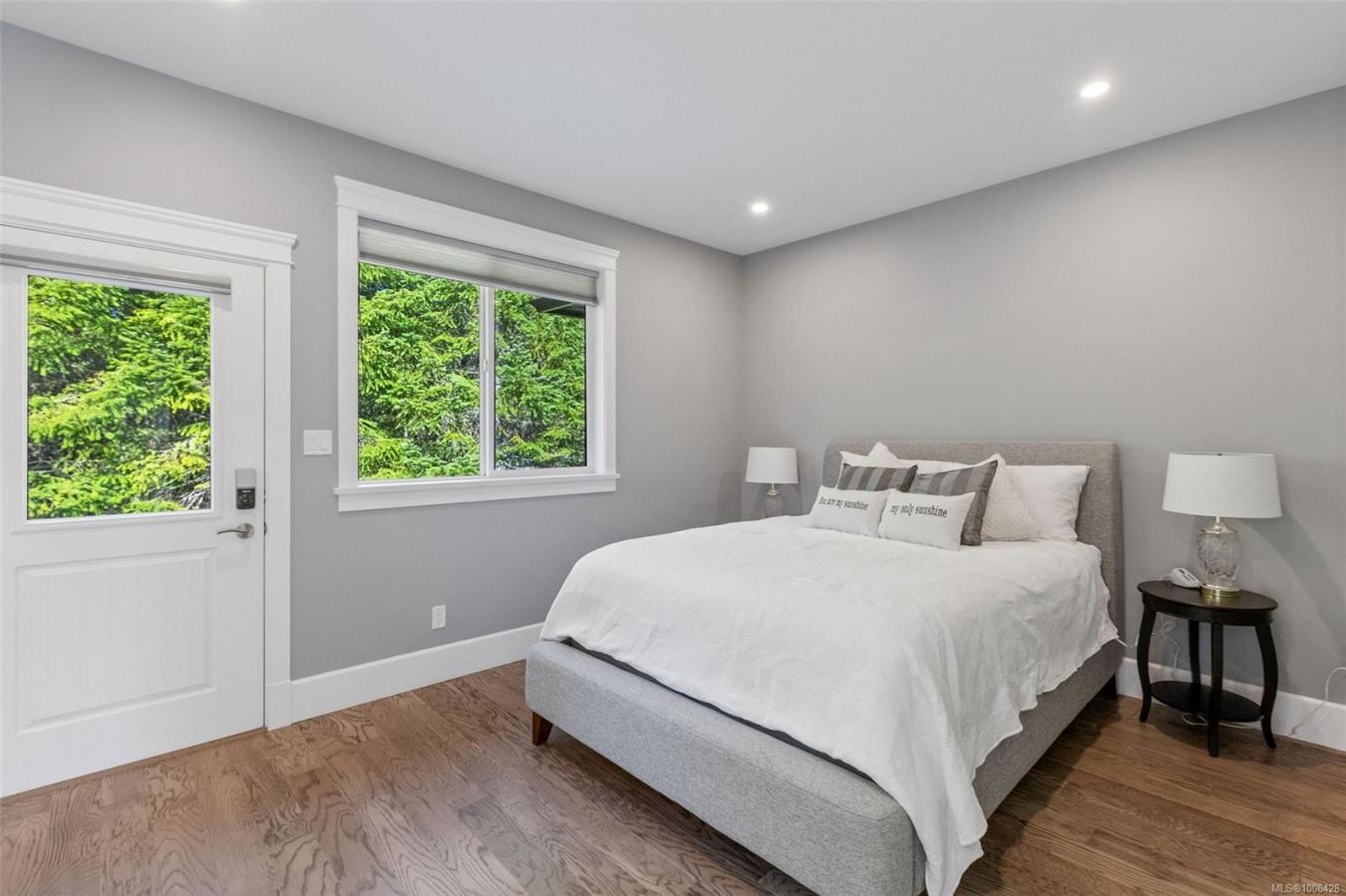 property-image-35
