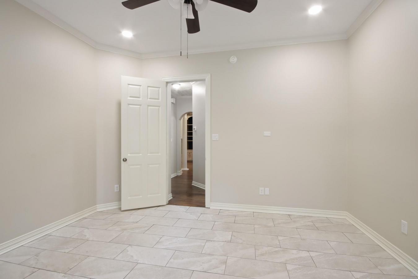 property-image-35
