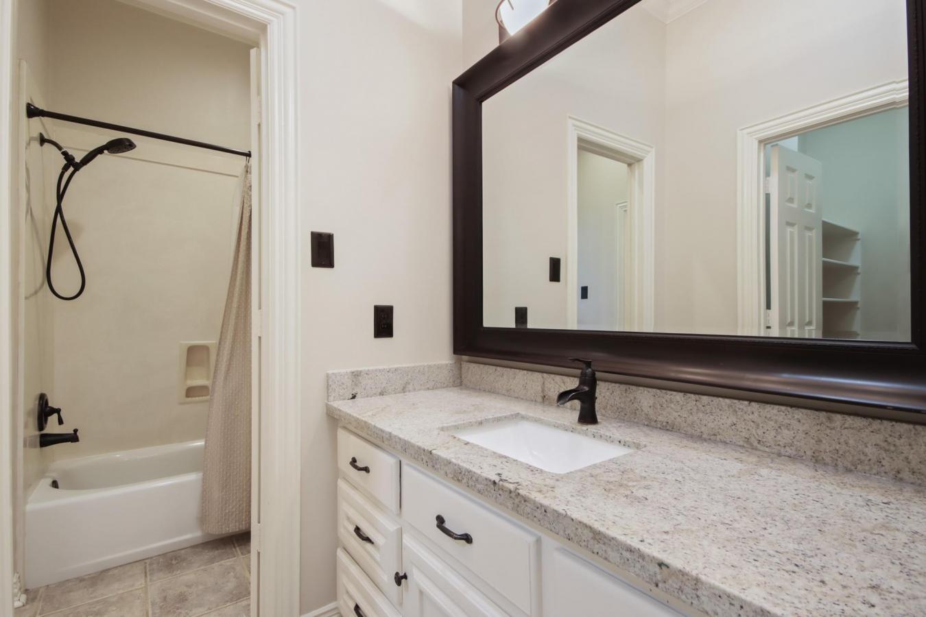 property-image-36