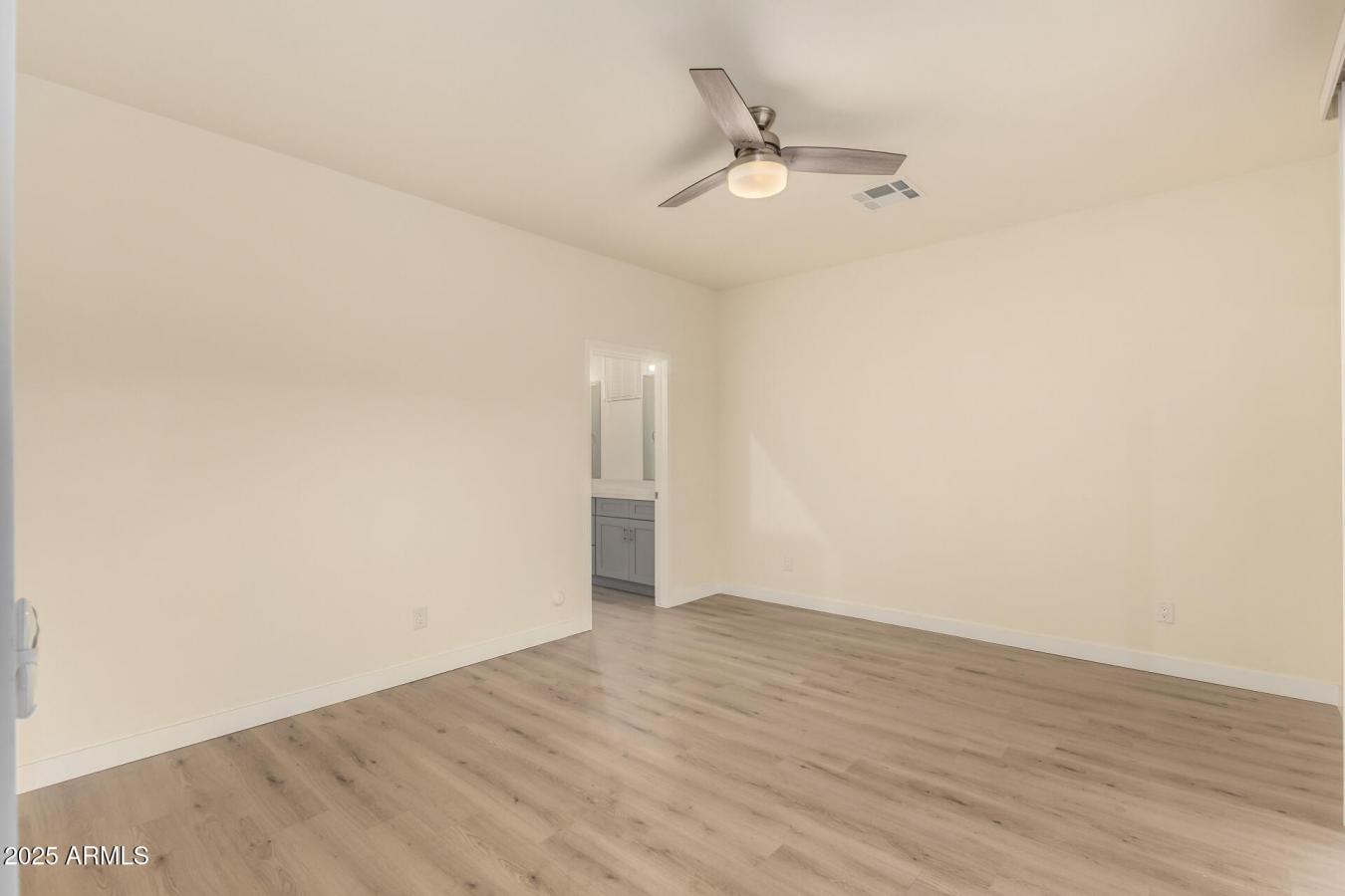 property-image-12