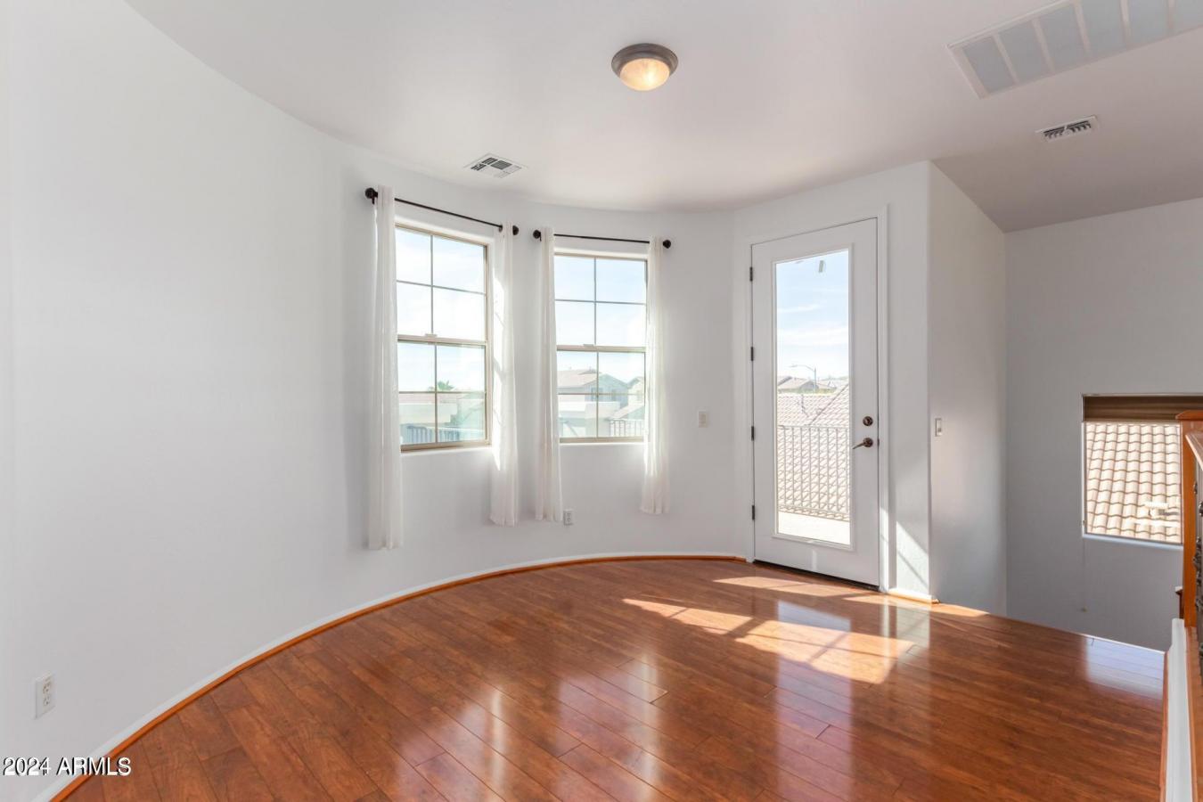 property-image-12