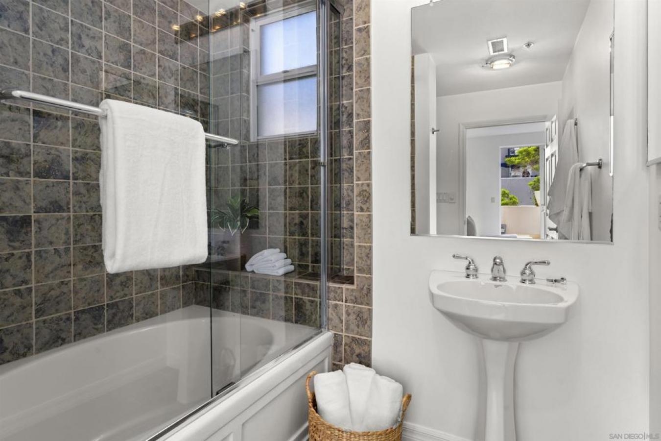 property-image-9