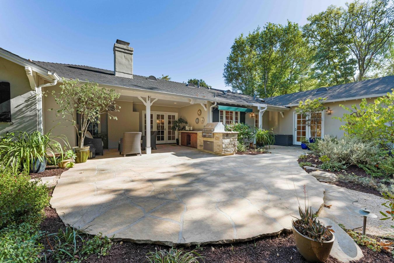 property-image-35