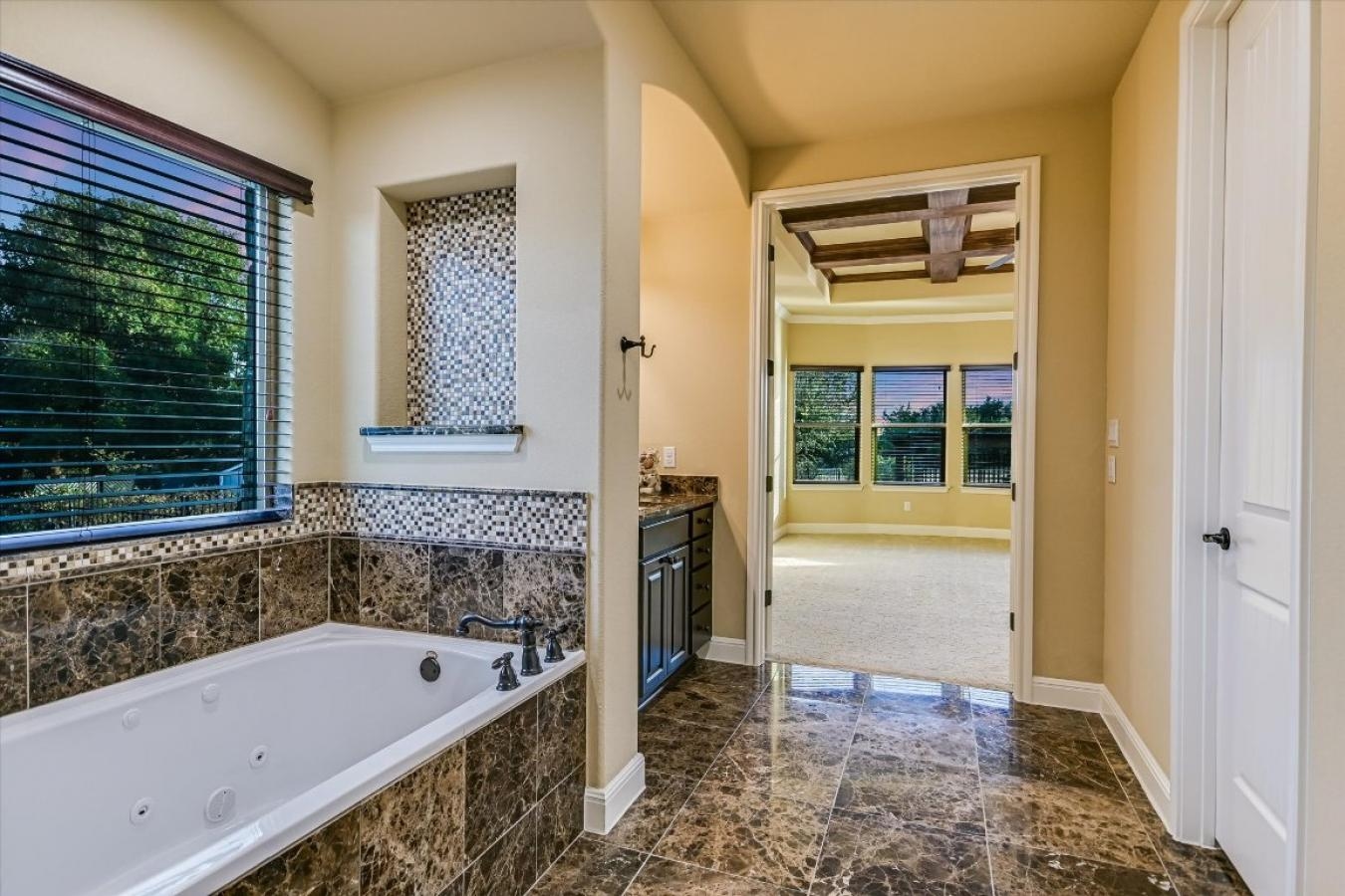 property-image-18