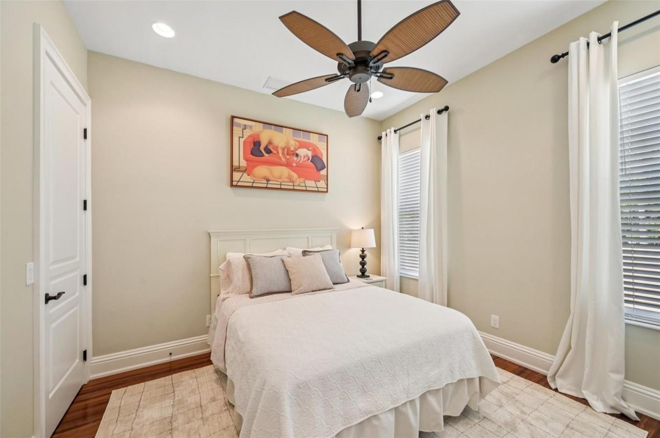property-image-32